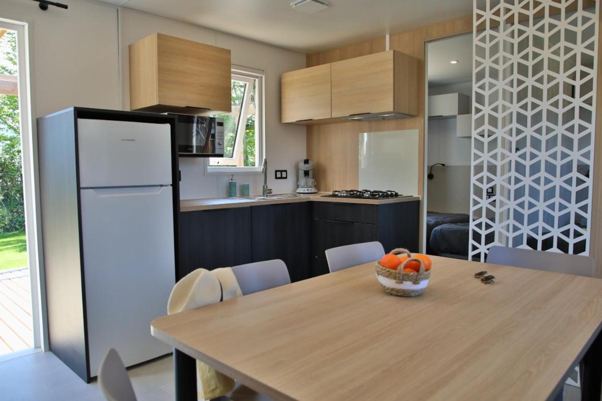 Campsite Maeva Respire Le Village Perrosien 4*