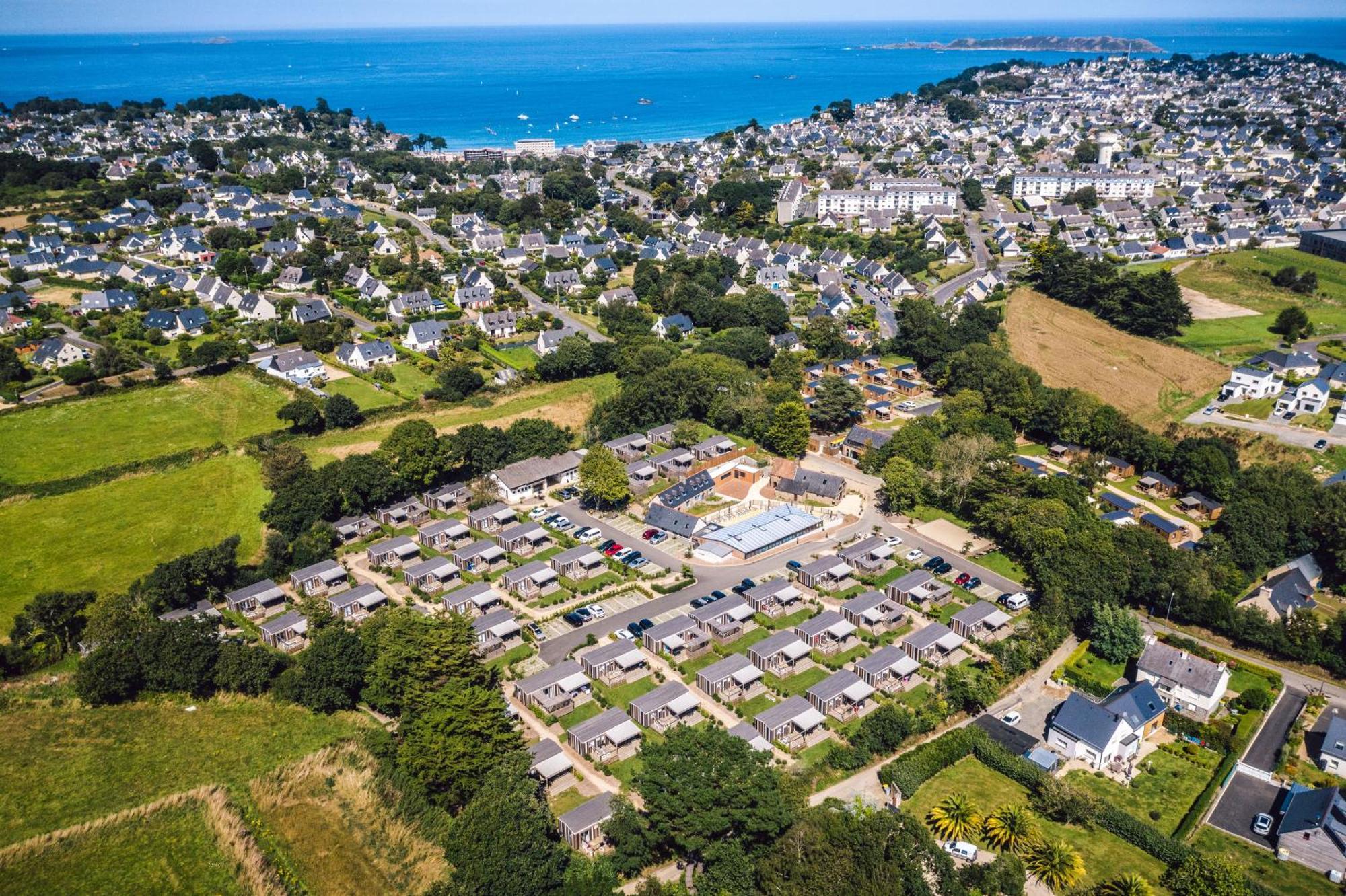 Maeva Respire Le Village Perrosien Campsite 4*